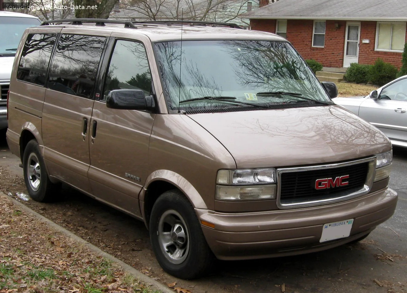 GMC Safari