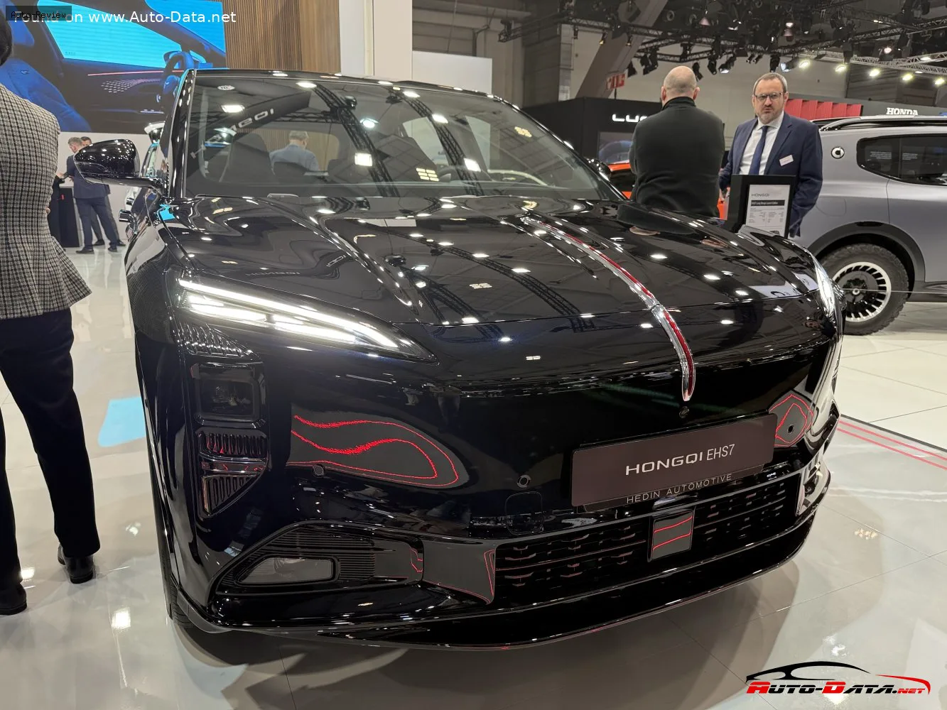 Hongqi EHS7