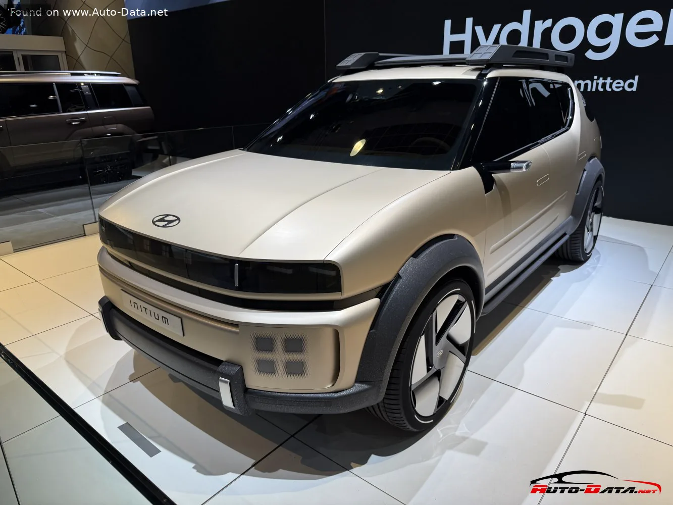 Hyundai INITIUM