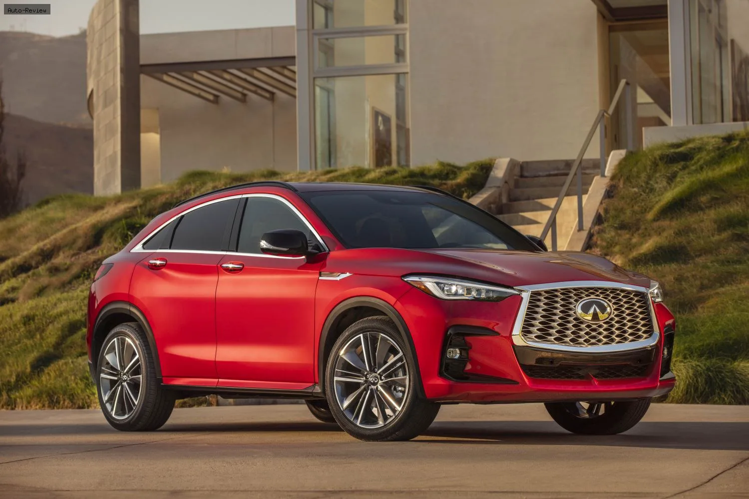Infiniti QX55