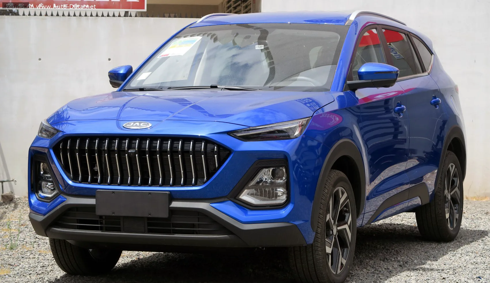 JAC JS8