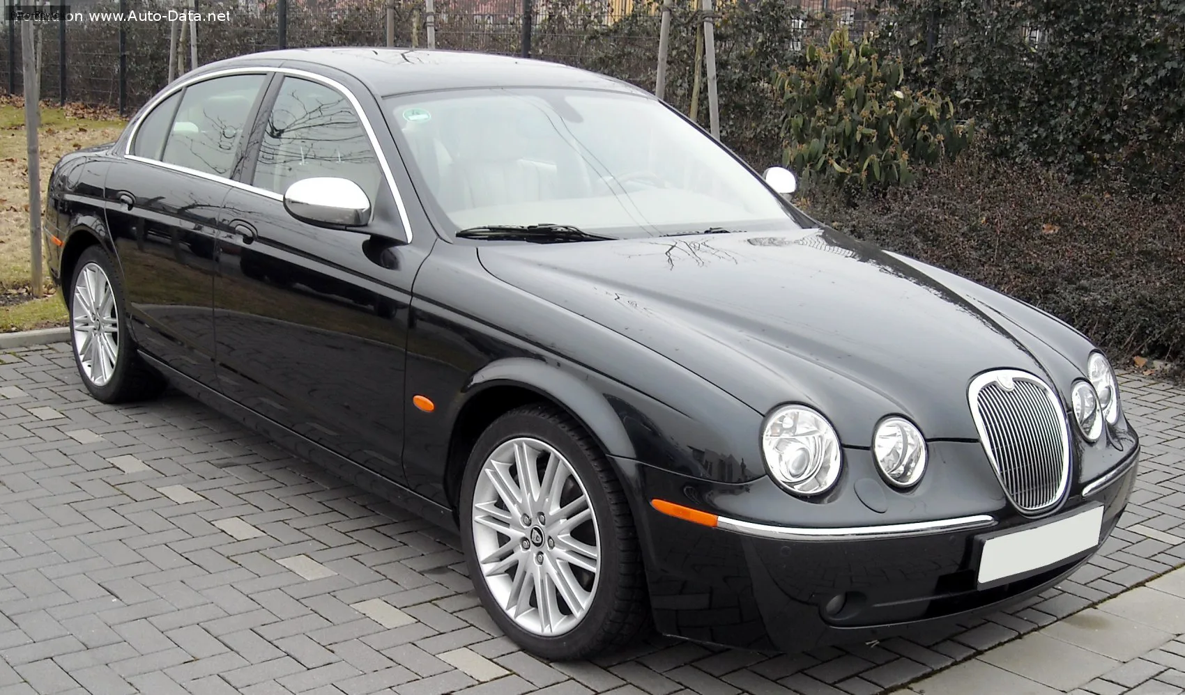 Jaguar S-type