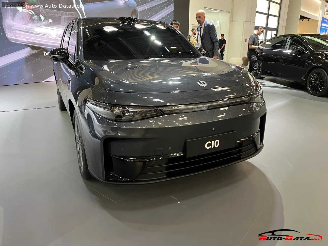 Leapmotor C10