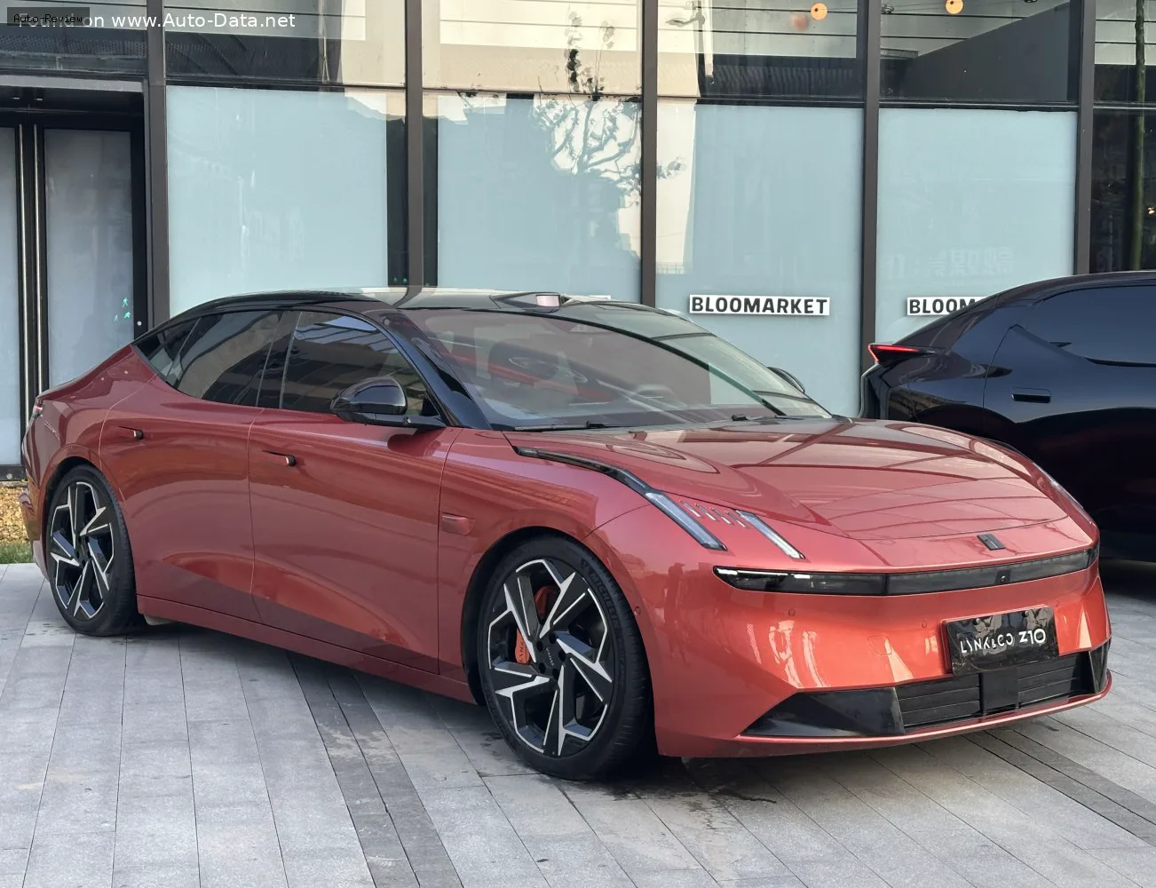 Lynk & Co Z10