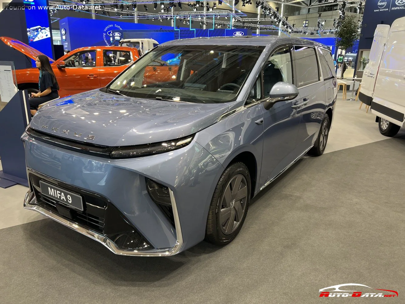 Maxus Mifa 9