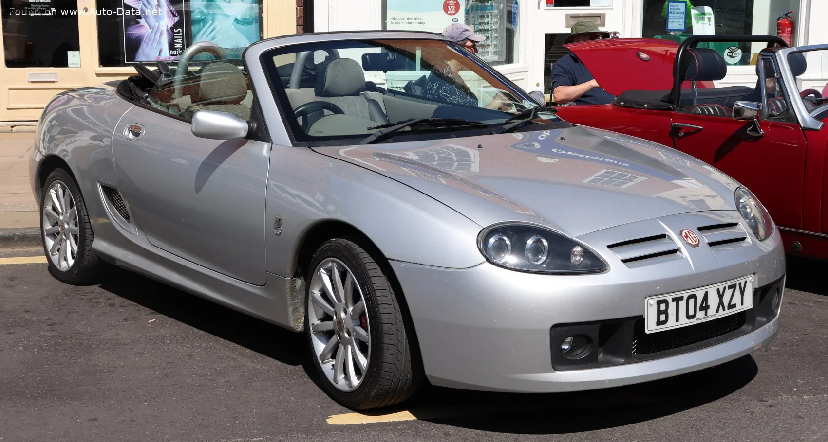 MG TF