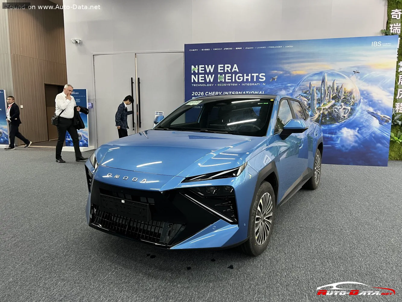 Omoda O4