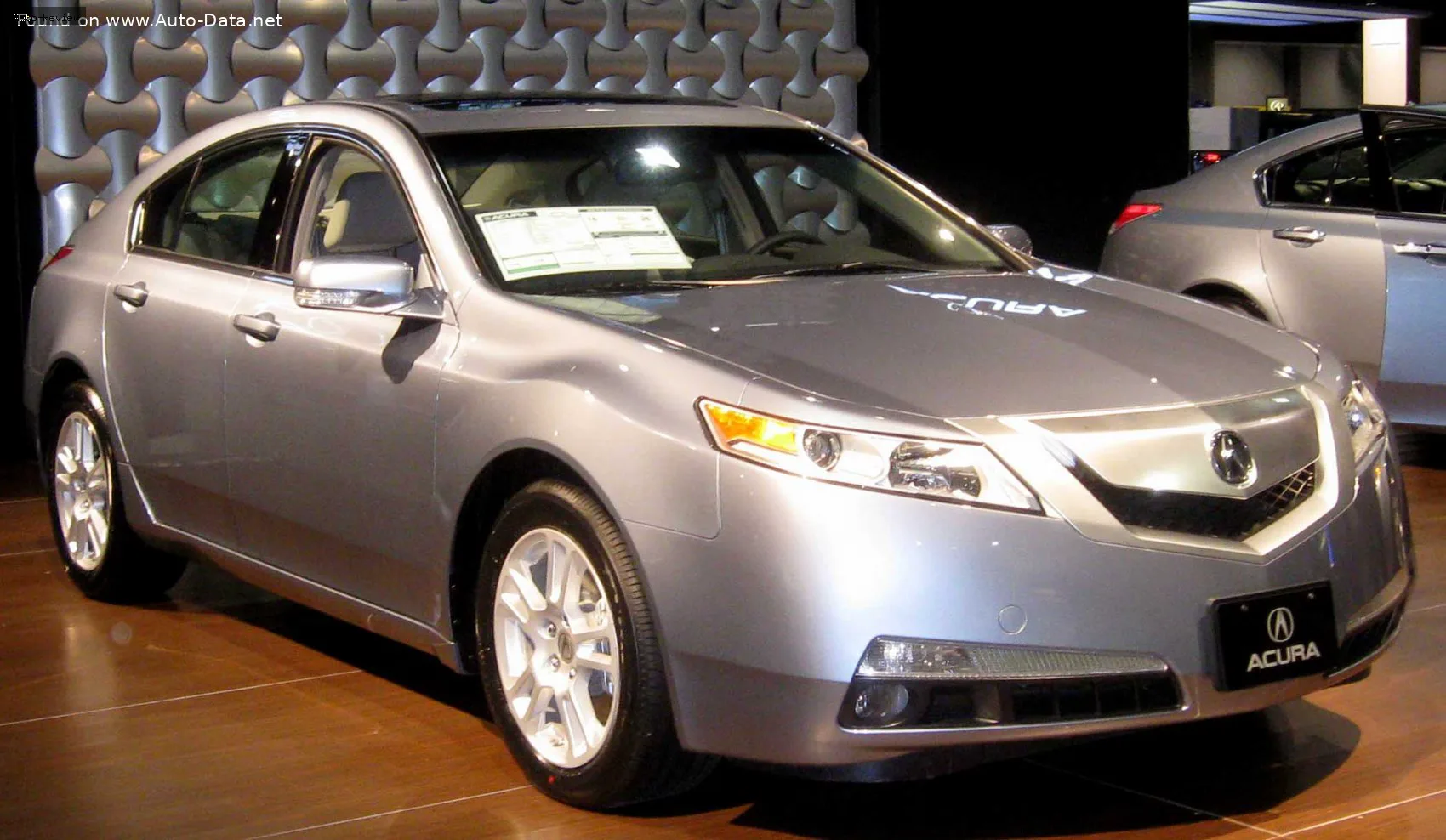 Acura TL TL IV (UA8/9) 3.7 V6 (305 лс) SH-AWD Automatic 2008 - 2011