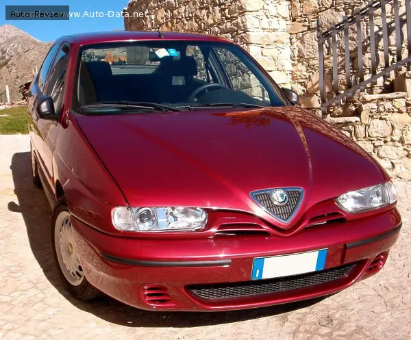Alfa Romeo 146 146 (930, facelift 1999) 1.6 Twin Spark 16V (120 лс) 1999 - 2000 — фото 2