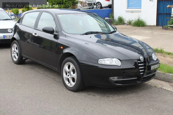 Alfa Romeo 147 147 5-doors 1.9 16V JTD (140 лс) 2002 - 2004 — фото 2