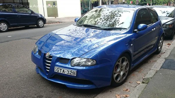 Alfa Romeo 147 147 GTA 3.2 V6 (250 лс) 2003 - 2006 — фото 2