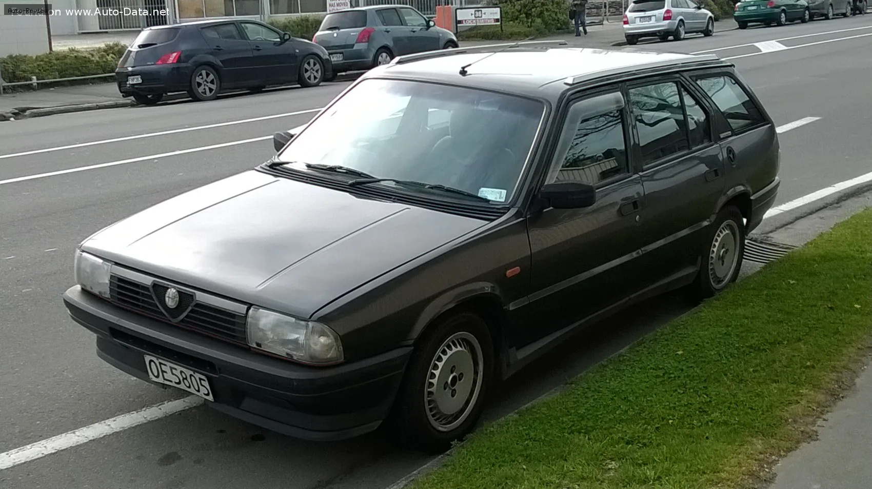 Alfa Romeo 33 33 Sport Wagon (905A) 1.5 (105 лс) 1986 - 1989