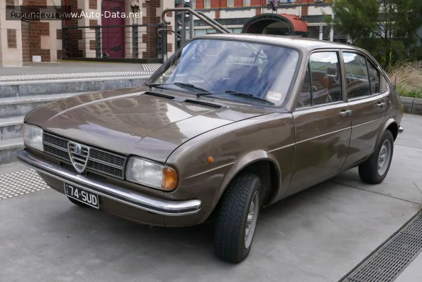 Alfa Romeo Alfasud Alfasud (901) 1.3 Super (68 лс) 1978 - 1979 — фото 2