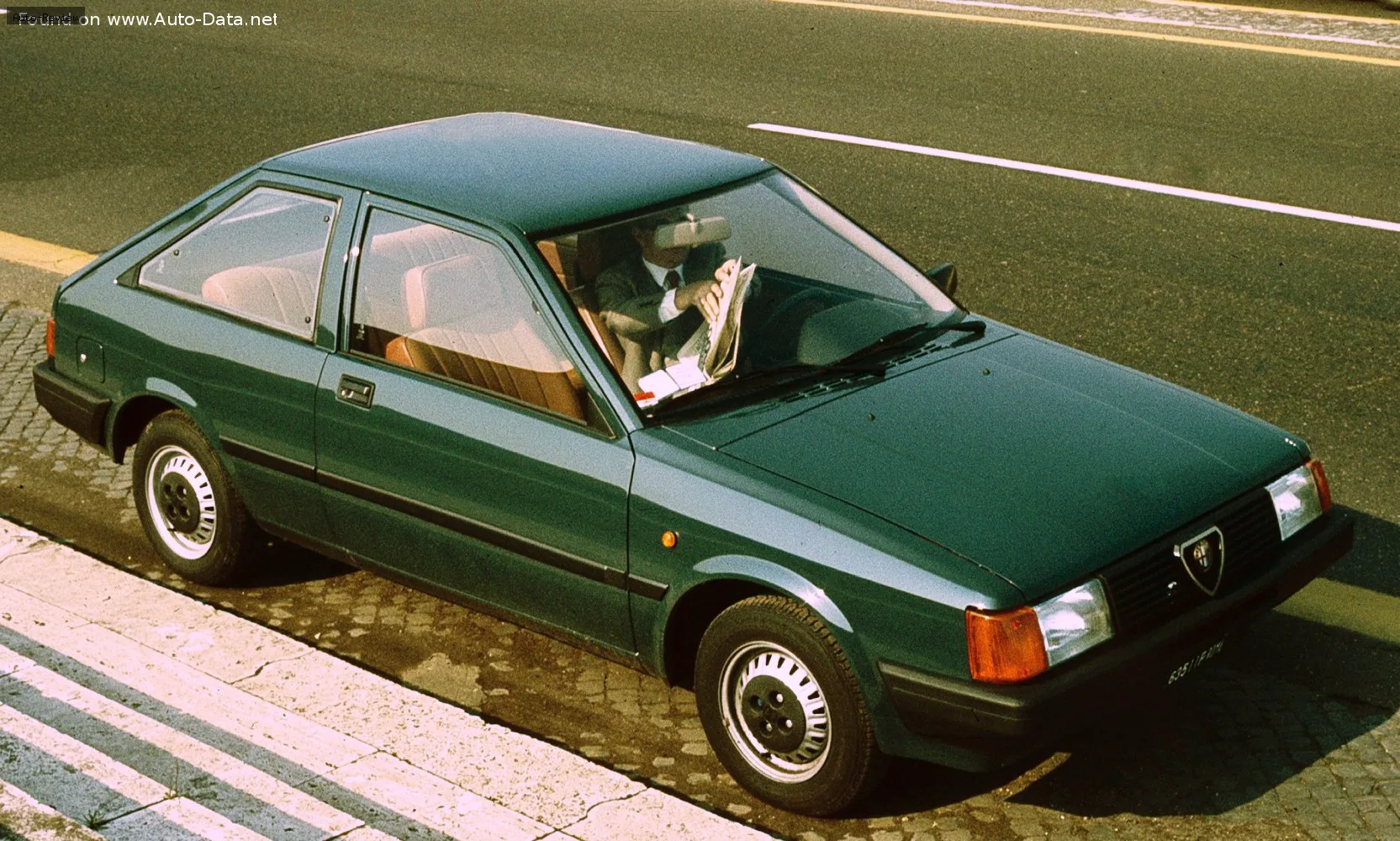 Alfa Romeo Arna Arna (920) 1.2 (63 лс) 1983 - 1986