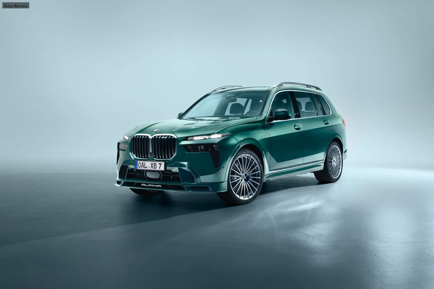 Alpina XB7 XB7 (facelift 2022) Manufaktur 4.4 V8 (621 лс) Mild Hybrid xDrive Switch-Tronic 2024 -