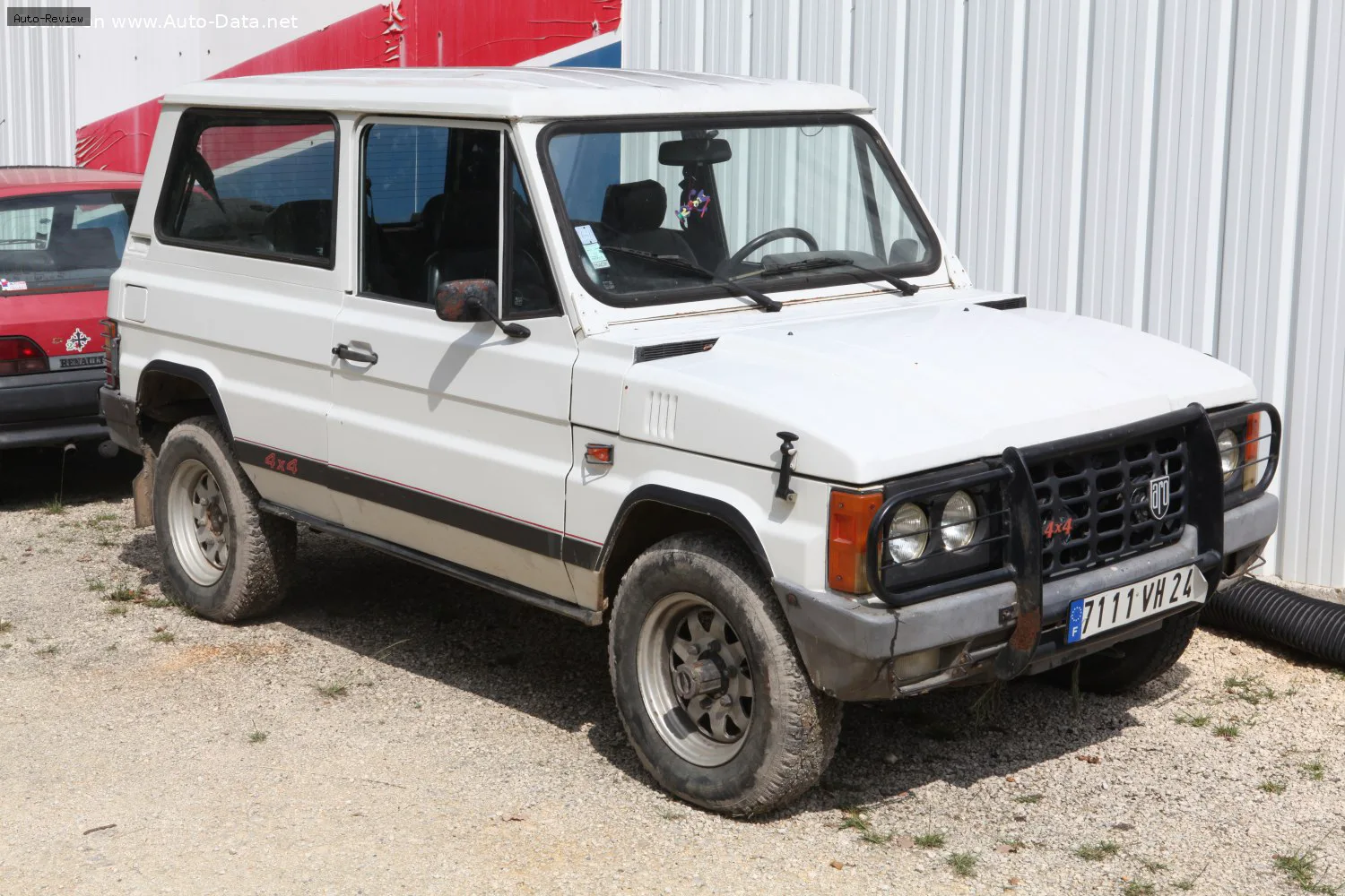 Aro 10 10 1.9 D (10.4) (64 лс) 1984 - 1989