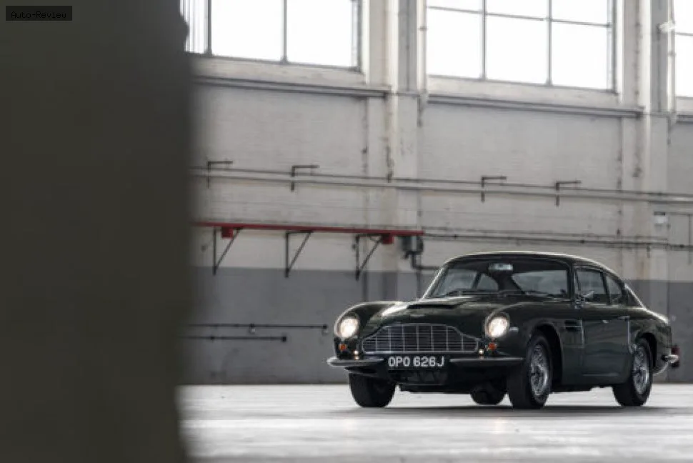 Aston Martin DB6 DB6 Mark II 4.0 (330 лс) 1969 - 1970