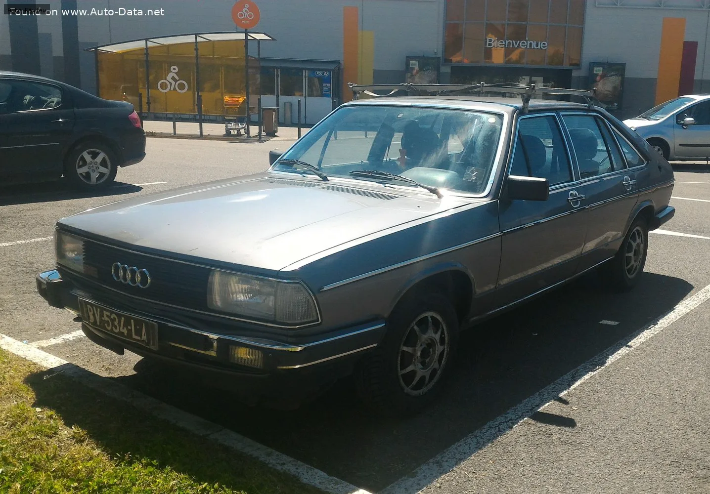 Audi 100 100 Avant (C2, Typ 43, facelift 1979) 1.9 (100 лс) Manual 4-speed 1980 - 1982