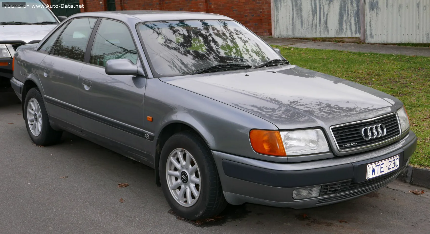 Audi 100 100 Avant (4A,C4) 2.6 V6 (150 лс) Automatic 1992 - 1994