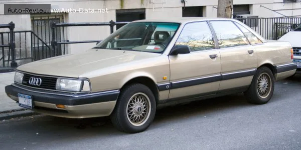Audi 200 200 (C3, Typ 44,44Q) 2.2 Turbo (200 лс) Automatic 1988 - 1990 — фото 2