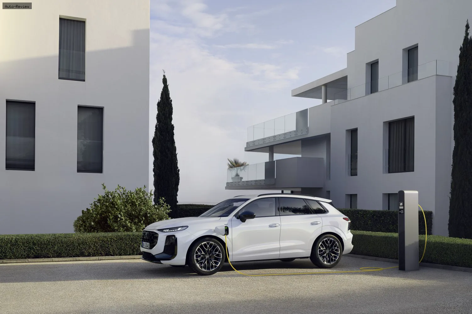 Audi Q3 Q3 III Sportback (FJ) 1.5 TFSI (272 лс) e-hybrid S tronic 2025 -