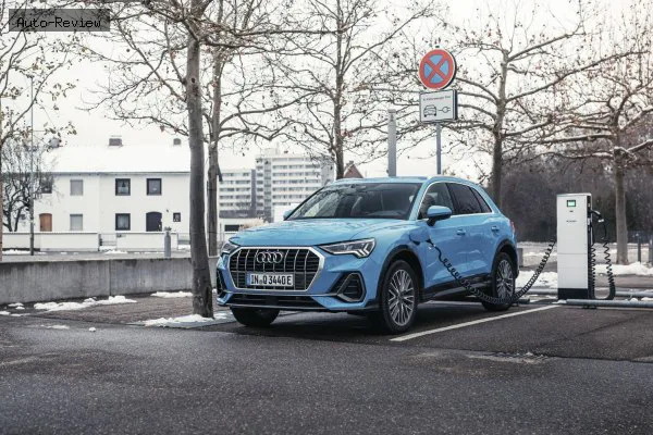 Audi Q3 Q3 II (F3) 45 TFSI e (245 лс) Plug-in Hybrid S tronic 2021 - 2023 — фото 2