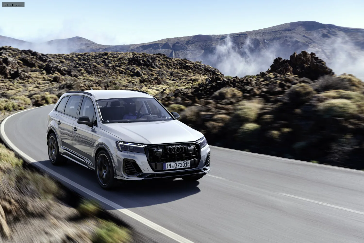 Audi Q7 Q7 II (Typ 4M, facelift 2024) 60 TFSI e V6 (490 лс) Plug-in Hybrid quattro tiptronic 2024 - 2026