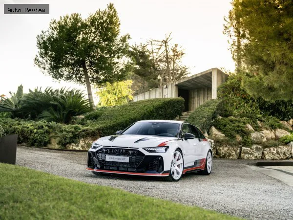 Audi RS6 RS6 Avant (C8) GT 4.0 TFSI V8 (630 лс) Mild Hybrid quattro tiptronic 2024 - 2025 — фото 2