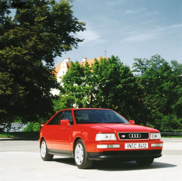 Audi S2 S2 Coupe 2.2i Turbo 20V (220 лс) quattro 1990 - 1992 — фото 4