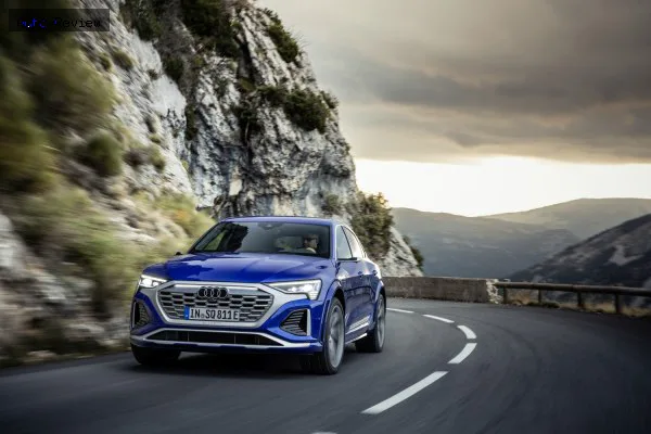 Audi SQ8 e-tron SQ8 e-tron 114 kWh (503 лс) quattro 2022 - — фото 4
