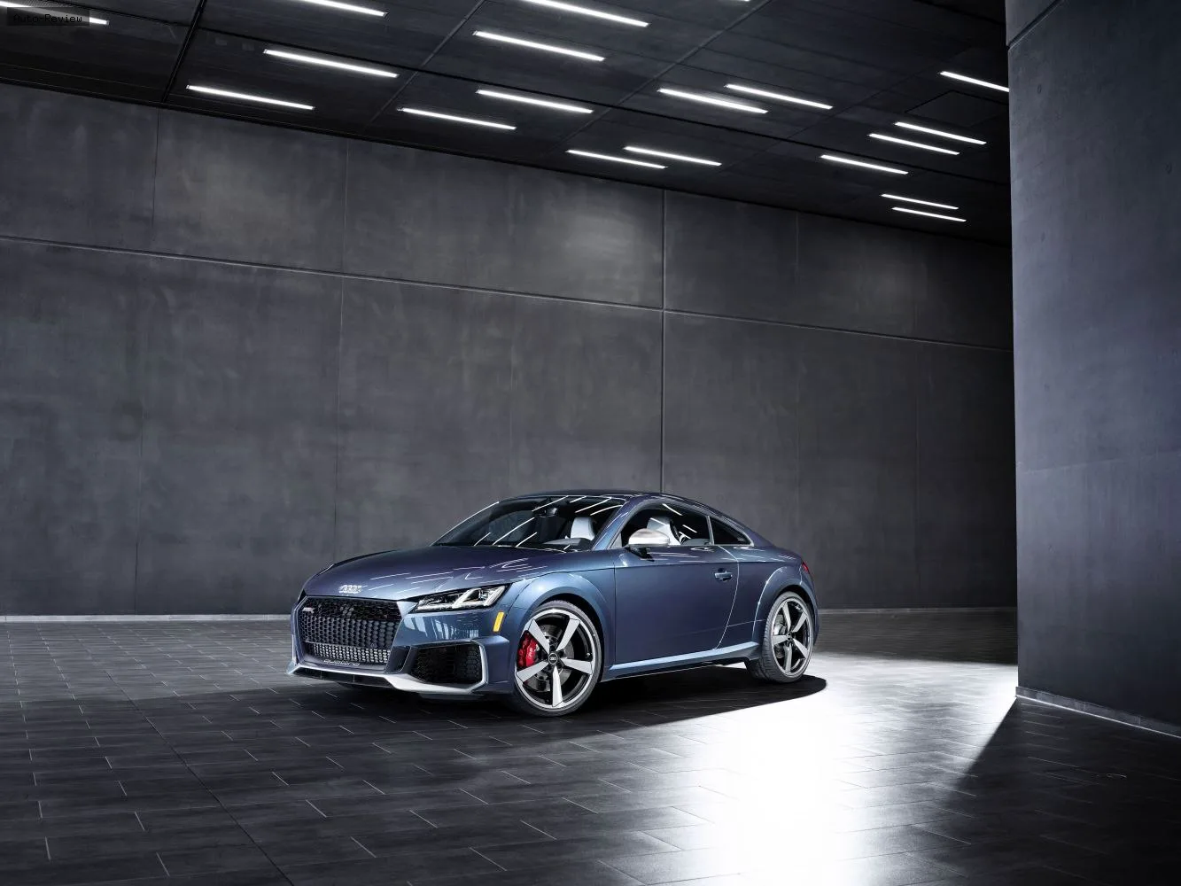 Audi TT TT RS Coupe (8S, facelift 2019) Heritage Edition 2.5 TFSI (394 лс) quattro S tronic 2021 - 2022