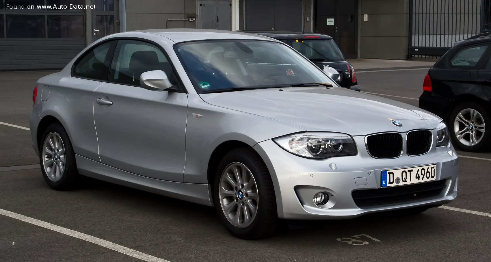 BMW 1 Серии 1 Серии Cabrio (E88 LCI, facelift 2011) 120d (177 лс) Steptronic 2011 - 2013