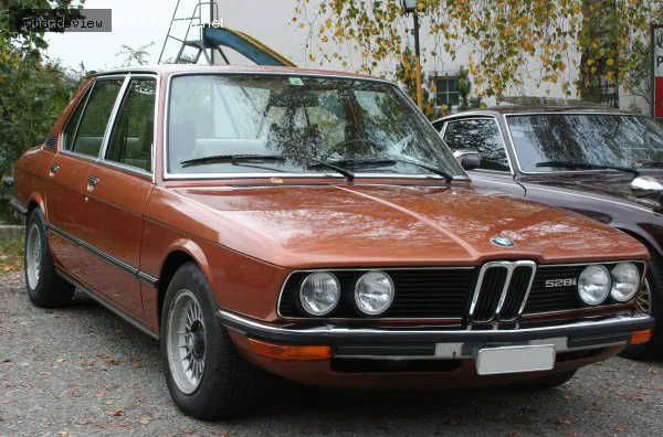 BMW 5 Серии 5 Серии (E12, Facelift 1976) 520 (122 лс) 1977 - 1981 — фото 2
