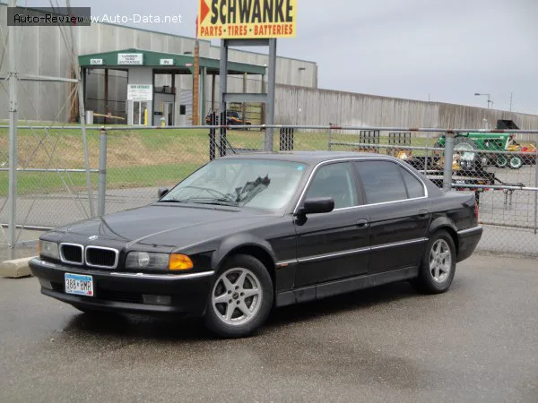 BMW 7 Серии 7 Серии (E38) 735i (235 лс) 1996 - 1998 — фото 4