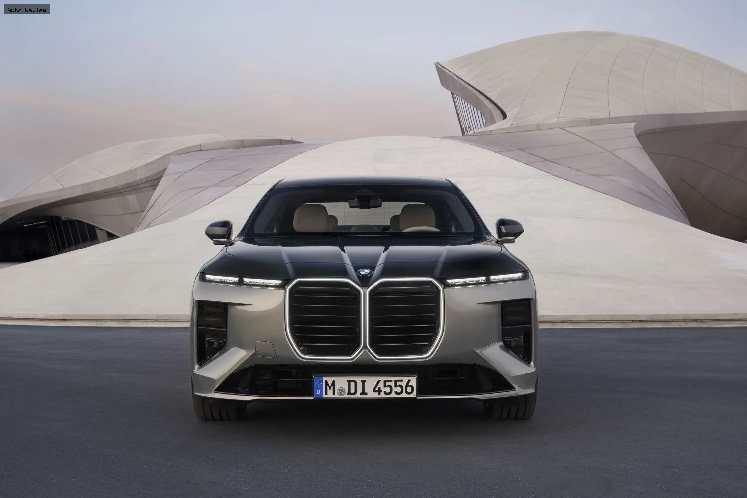 BMW 7 Серии 7 Серии (G70 LCI, facelift 2026) 740 (400 лс) Mild Hybrid xDrive Steptronic 2026 - — фото 3
