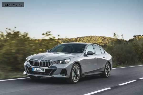 BMW i5 i5 Sedan (G60) 81.2 kWh (340 лс) eDrive40 2023 - — фото 4
