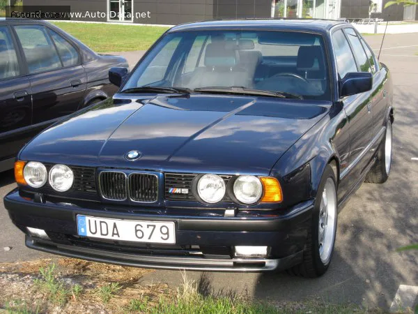 BMW M5 M5 (E34) 3.8 (340 лс) 1992 - 1994 — фото 2