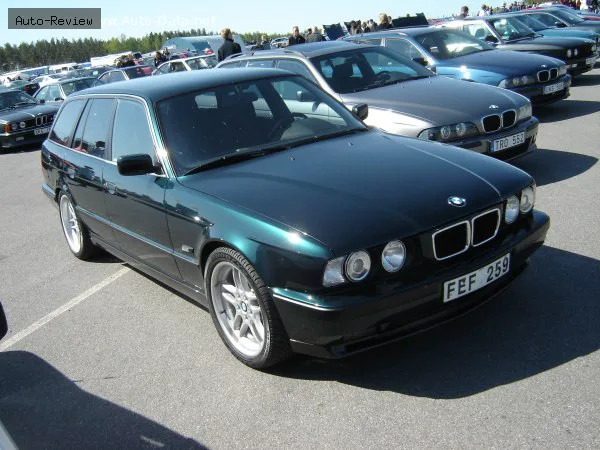 BMW M5 M5 Touring (E34) 3.8 (340 лс) Manual 5-speed 1992 - 1994 — фото 4