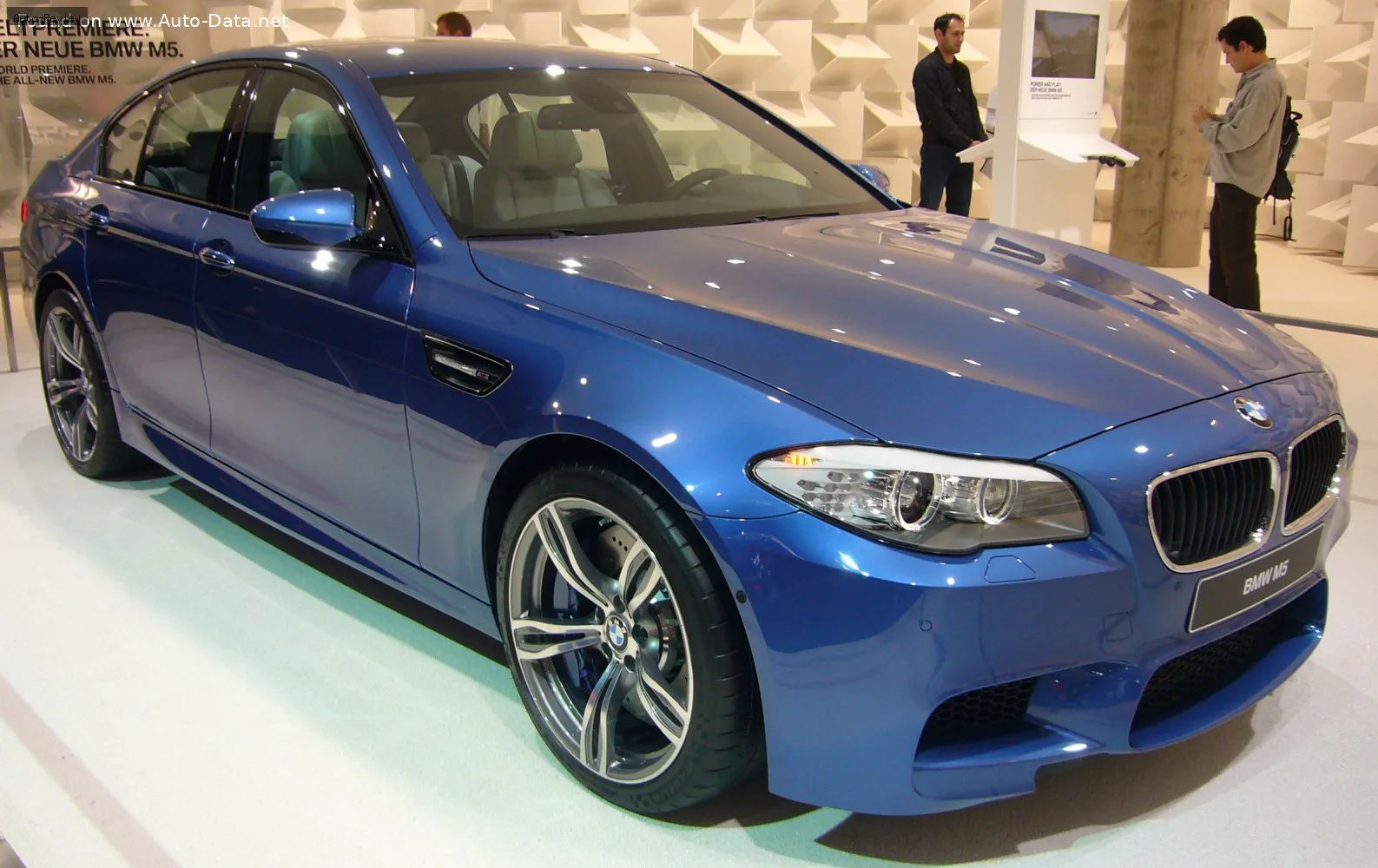 BMW M5 M5 (F10M) 4.4 V8 (560 лс) 2012 - 2013