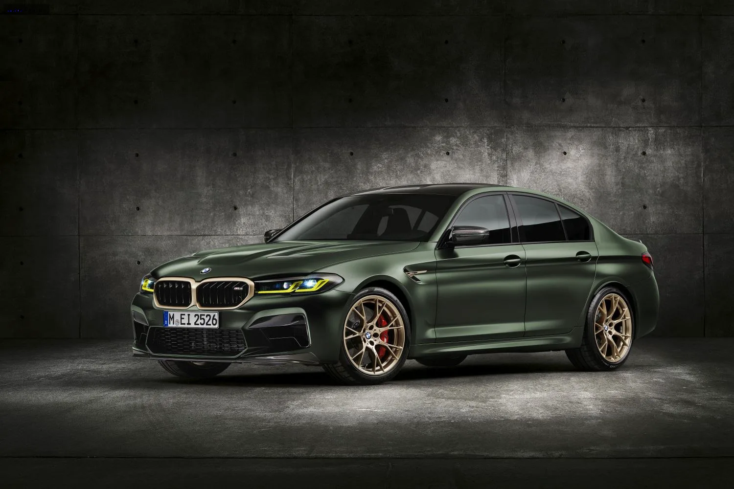 BMW M5 M5 (F90 LCI, facelift 2020) CS 4.4 V8 (635 лс) xDrive Steptronic 2021 - 2022