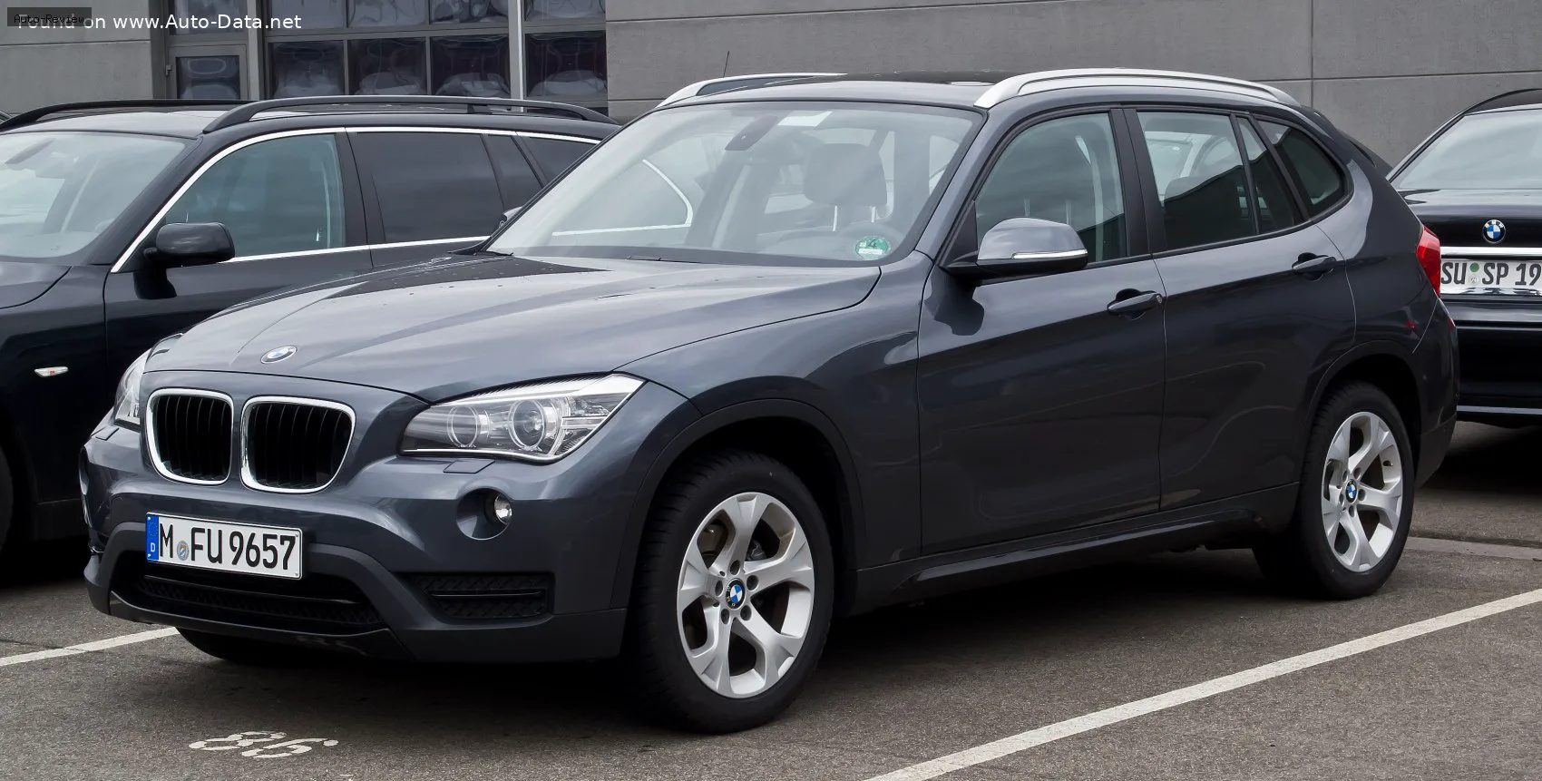 BMW X1 X1 (E84 LCI, facelift 2012) 20i (184 лс) sDrive Steptronic 2012 - 2015 — фото 3