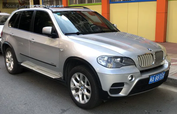 BMW X5 X5 (E70 LCI, facelift 2010) 35d (265 лс) xDrive Steptronic 2010 - 2013 — фото 4