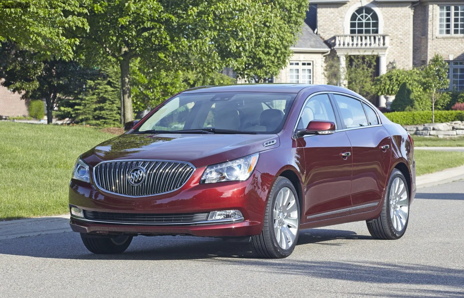 Buick LaCrosse LaCrosse II (facelift 2014) 2.4 Ecotec (182 лс) eAssist Automatic 2014 - 2016