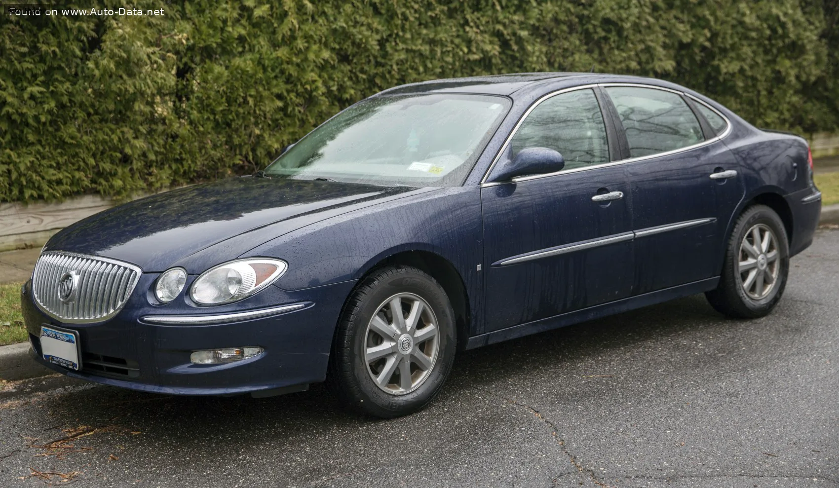 Buick LaCrosse LaCrosse I (facelift 2008) 3.8 i V6 (200 лс) Automatic 2008 - 2009