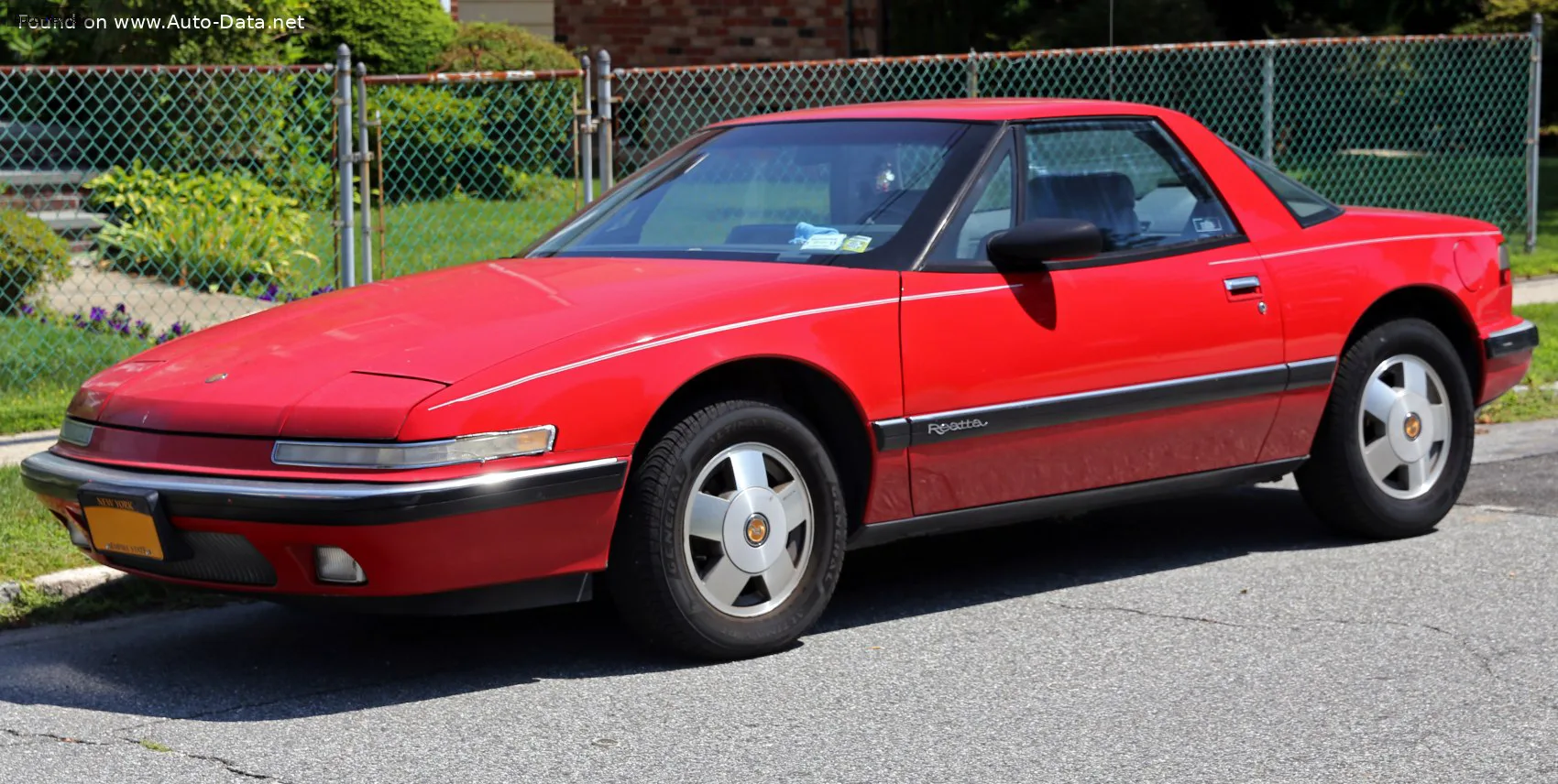 Buick Reatta Reatta Coupe 3.8 i V6 (173 лс) 1988 - 1991