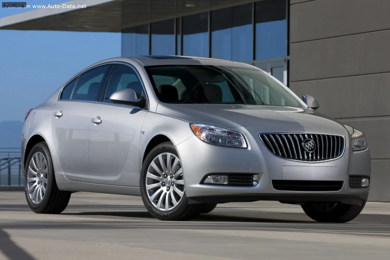 Buick Regal Regal V Sedan 2.0 (223 лс) Automatic 2009 - 2013