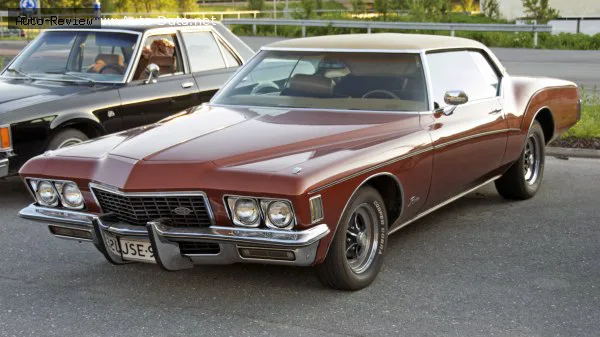 Buick Riviera Riviera III 7.5 (250 лс) 1971 - 1973 — фото 2