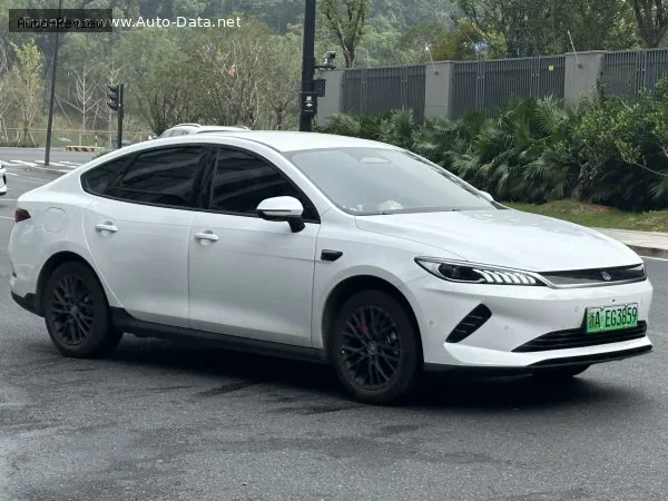 BYD Qin Qin Plus II (facelift 2025) 57.6 kWh (136 лс) Electric 2025 - — фото 2
