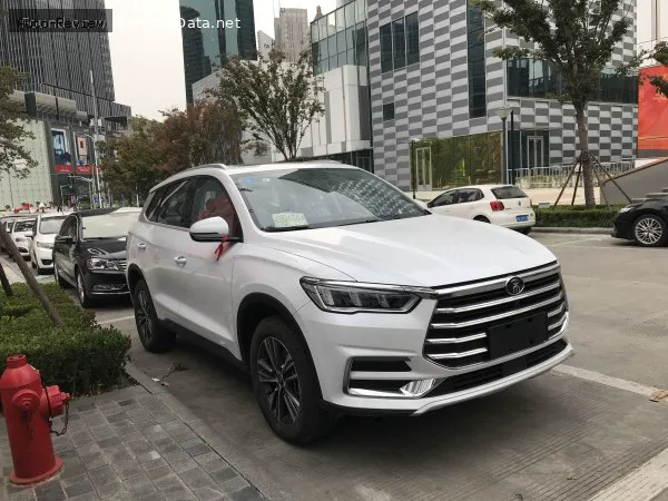 BYD Song Song Pro 1.5T (160 лс) DCT 2019 - 2021 — фото 2