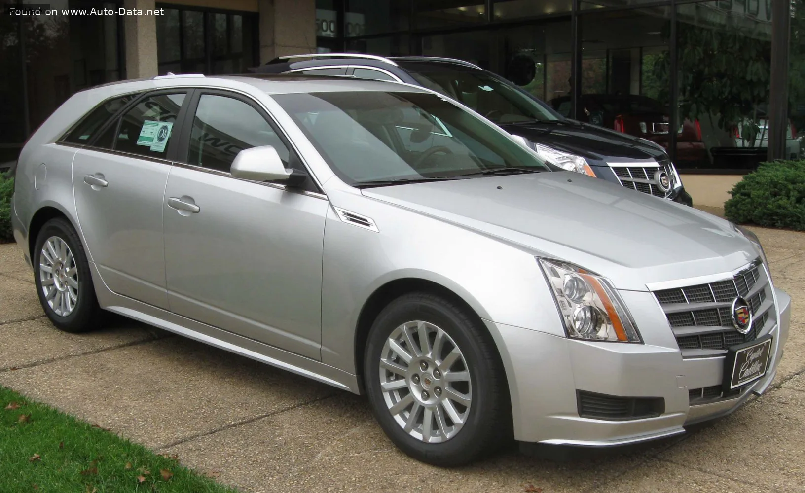 Cadillac CTS CTS II Sport Wagon 3.0 V6 (273 лс) AWD Automatic 2010 - 2014